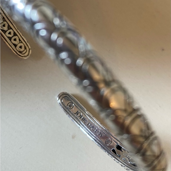 John Hardy Sterling Naga Cuff bracelet like new - Picture 5 of 5